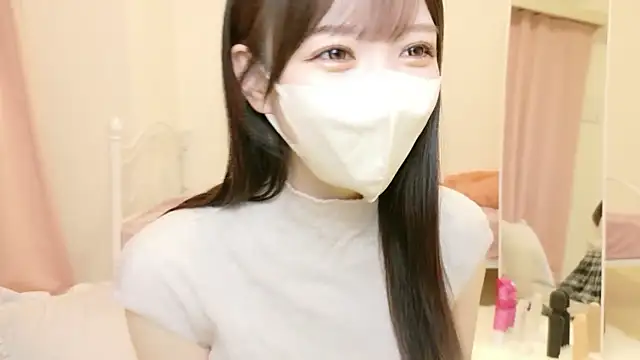 roachan  online show from February 19, 12:13 pm