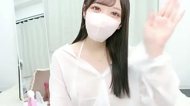 roachan  online show from March 23, 1:44 pm