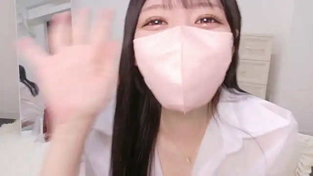 roachan  online show from March 10, 1:15 pm