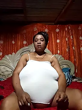 BUSTY QUEEEN online show from October 22, 6:51 pm