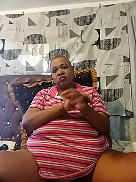 Snapshot of BUSTY_QUEEEN chatting on September 12, 6:46 am BUSTY QUEEEN online show from September 12, 6:46 am