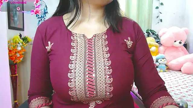WildDimpi 0 online show from May 13, 4:25 pm