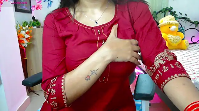 Snapshot of WildDimpi_0 chatting on November 10, 6:57 pm WildDimpi 0 online show from November 10, 6:57 pm