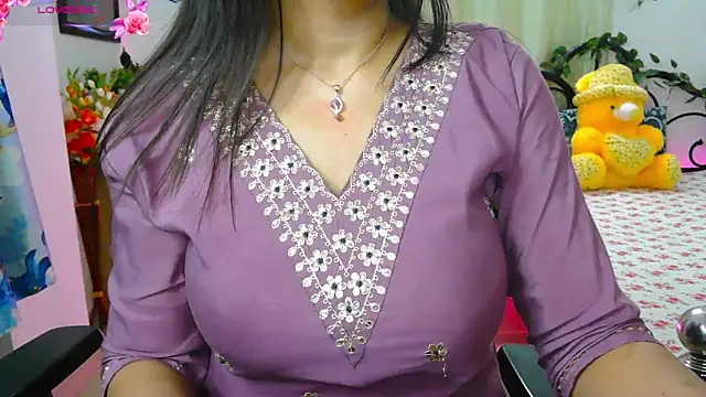 Snapshot of WildDimpi_0 chatting on October 19, 10:56 pm WildDimpi 0 online show from October 19, 10:56 pm