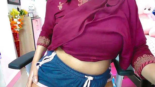 WildDimpi 0 online show from April 15, 7:40 pm