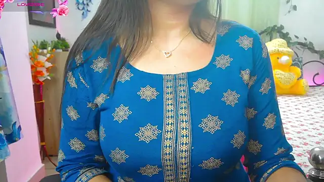 WildDimpi 0 online show from October 3, 10:44 pm