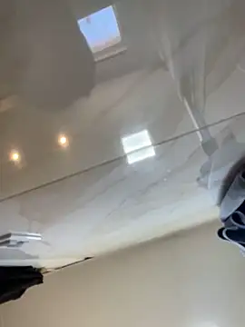 dgzzzkskks online show from October 12, 5:58 pm