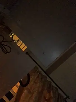 elpeluchenegroxxx3 online show from October 17, 12:14 am