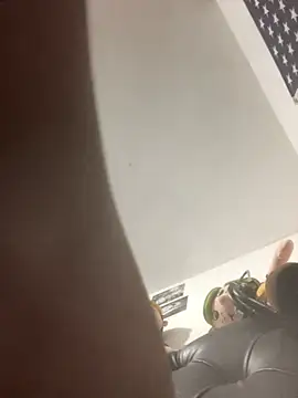 elpeluchenegroxxx3 online show from March 29, 3:52 am