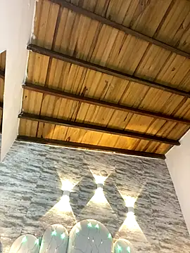 Snapshot of Kristy1_ chatting on December 3, 11:31 am Kristy1 online show from December 3, 11:31 am