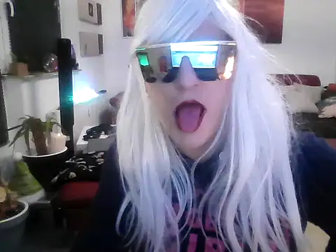 Snapshot of hellgirl1980 chatting on October 10, 11:49 pm hellgirl1980 online show from October 10, 11:49 pm