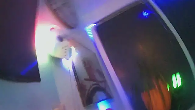 hellgirl1980 online show from October 26, 12:11 am