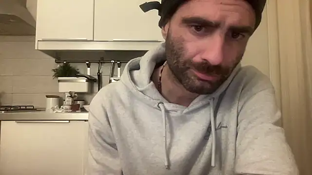 Snapshot of ludox899 chatting on February 27, 7:46 pm ludox899 online show from February 27, 7:46 pm