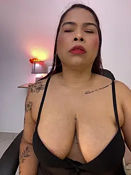 roselyn caprice online show from February 4, 2:28 am