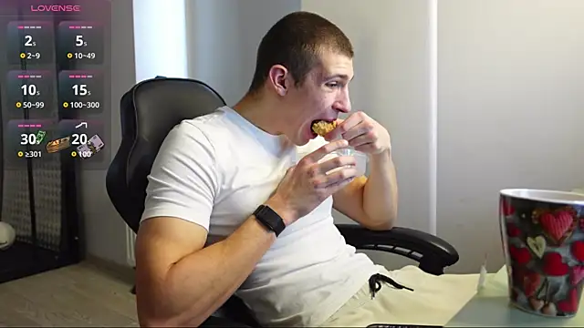 Ryan Dozer online show from November 23, 7:40 am