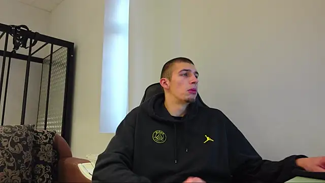 Ryan Dozer online show from November 15, 7:23 am