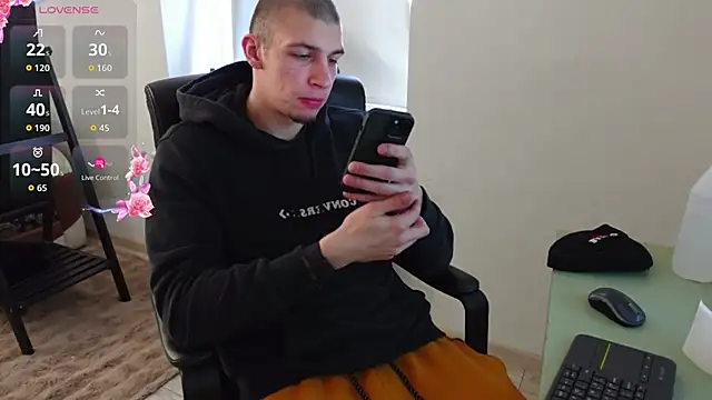 Ryan Dozer online show from March 8, 6:49 am