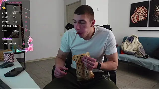 Ryan Dozer online show from April 9, 6:19 am