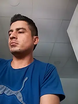 Andr3s69xxx online show from February 7, 12:13 pm