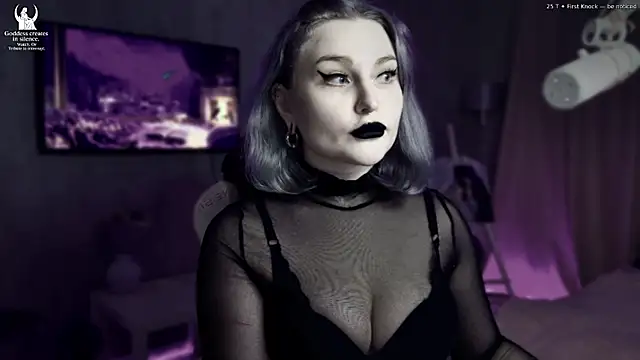 Wounded Goddess  online show from January 9, 6:53 am