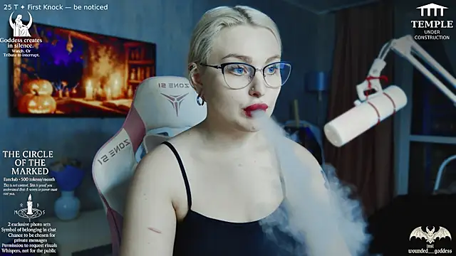 Wounded Goddess  online show from November 3, 2:53 pm