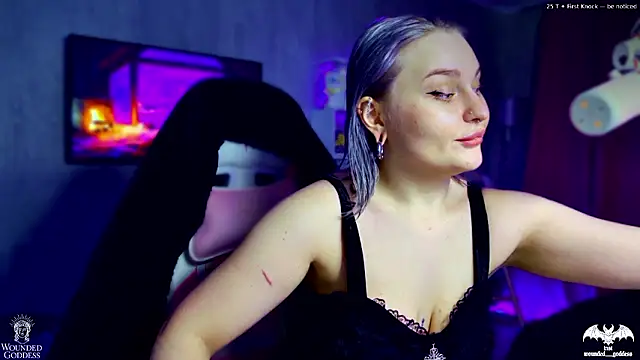 Wounded Goddess  online show from January 14, 8:07 am