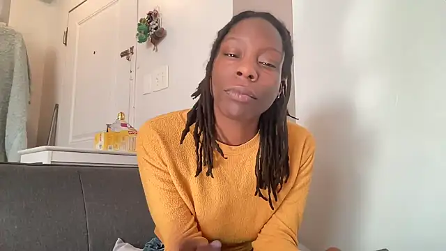 littyleesh1 online show from November 5, 5:38 pm