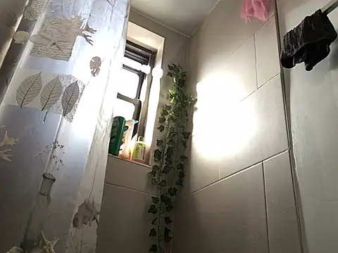 littyleesh1 online show from February 5, 3:52 pm