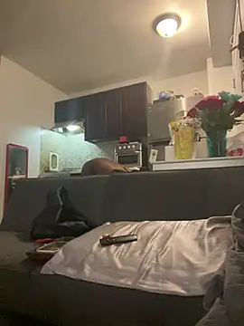 littyleesh1 online show from April 11, 2:30 am