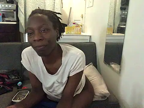 littyleesh1 online show from November 7, 11:04 am