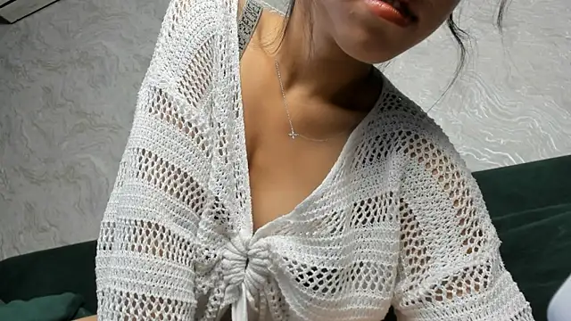 Snapshot of Ayumi_rin chatting on September 19, 1:53 am Ayumi rin online show from September 19, 1:53 am