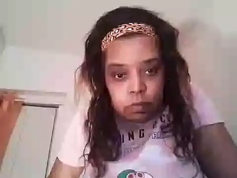 BushyCassy12 online show from September 9, 6:23 am