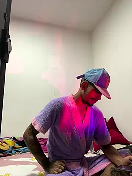 Snapshot of carl_jhonson821 chatting on October 28, 11:09 am carl jhonson821 online show from October 28, 11:09 am