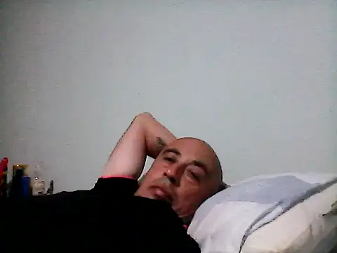 Snapshot of pablocesar1982 chatting on October 12, 4:03 am pablocesar1982 online show from October 12, 4:03 am