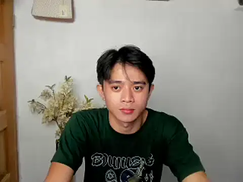 NautyBoyBrazeen 143 online show from September 13, 6:13 am