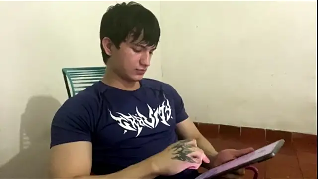 ErickWalton online show from September 28, 10:50 pm