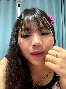 Emlyly-18 online show from October 5, 1:40 am