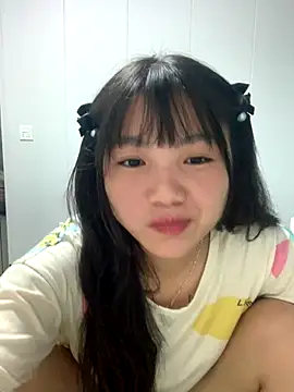 Emlyly-18 online show from October 16, 2:58 pm