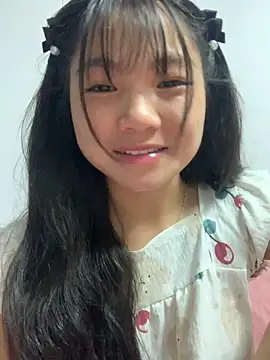Emlyly-18 online show from September 29, 12:50 am