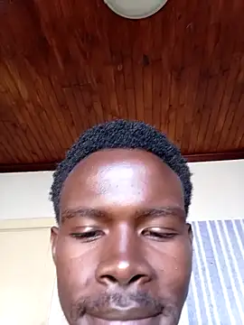 donchico0 online show from October 25, 7:29 am