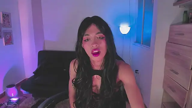 Nikkita Dragon online show from November 23, 2:10 am