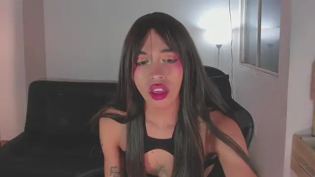 Nikkita Dragon online show from November 3, 2:28 am