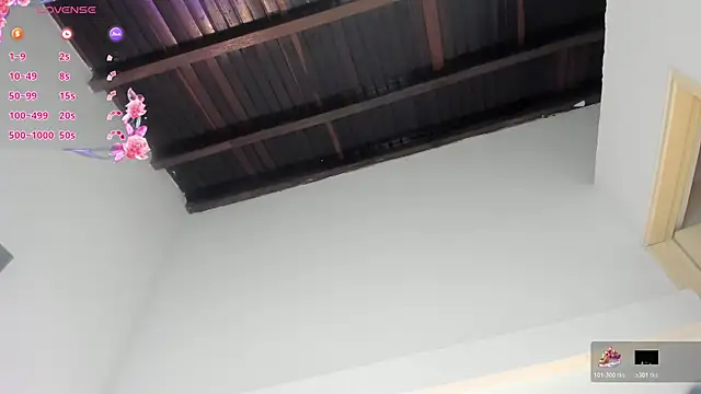 Samira hatem online show from December 3, 7:57 pm