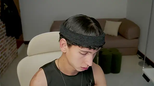 Snapshot of boream chatting on February 16, 3:32 pm boream online show from February 16, 3:32 pm