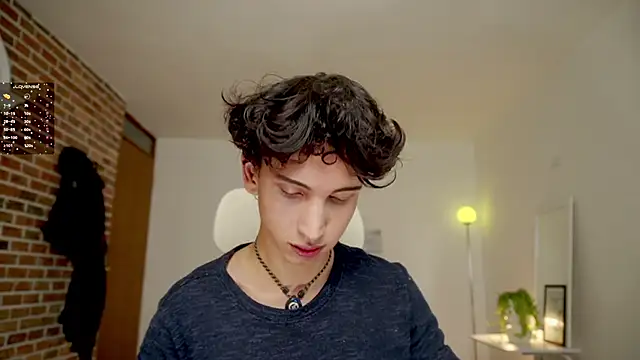 Snapshot of boream chatting on October 21, 11:20 am boream online show from October 21, 11:20 am