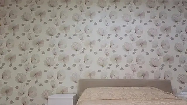 Snapshot of Annabel_theMoon chatting on October 15, 1:59 am Annabel theMoon online show from October 15, 1:59 am