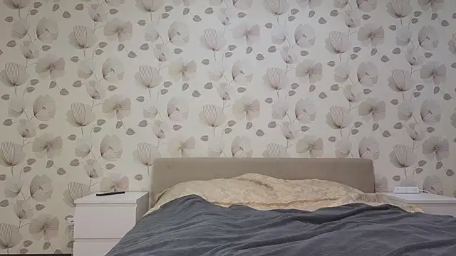 Snapshot of Annabel_theMoon chatting on November 21, 4:00 am Annabel theMoon online show from November 21, 4:00 am