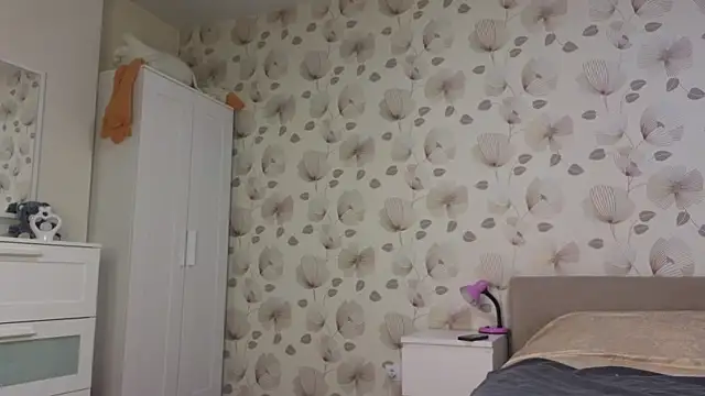 Snapshot of Annabel_theMoon chatting on September 26, 2:51 am Annabel theMoon online show from September 26, 2:51 am