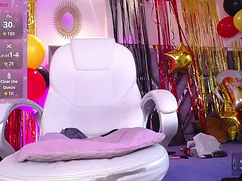 Eva Walker  online show from September 24, 6:03 pm