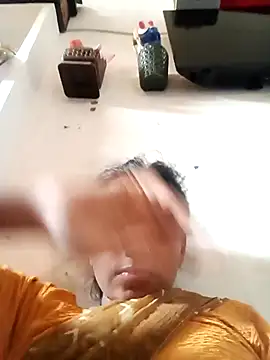 Snapshot of Km_shilpa chatting on November 13, 6:28 am Km shilpa online show from November 13, 6:28 am